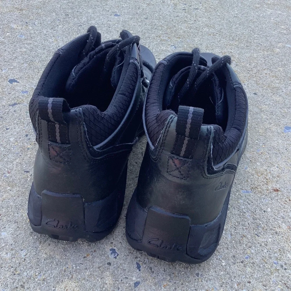 Clarks Mens Waterproof Black Leather Hiking Work Boots Size 10M 23387